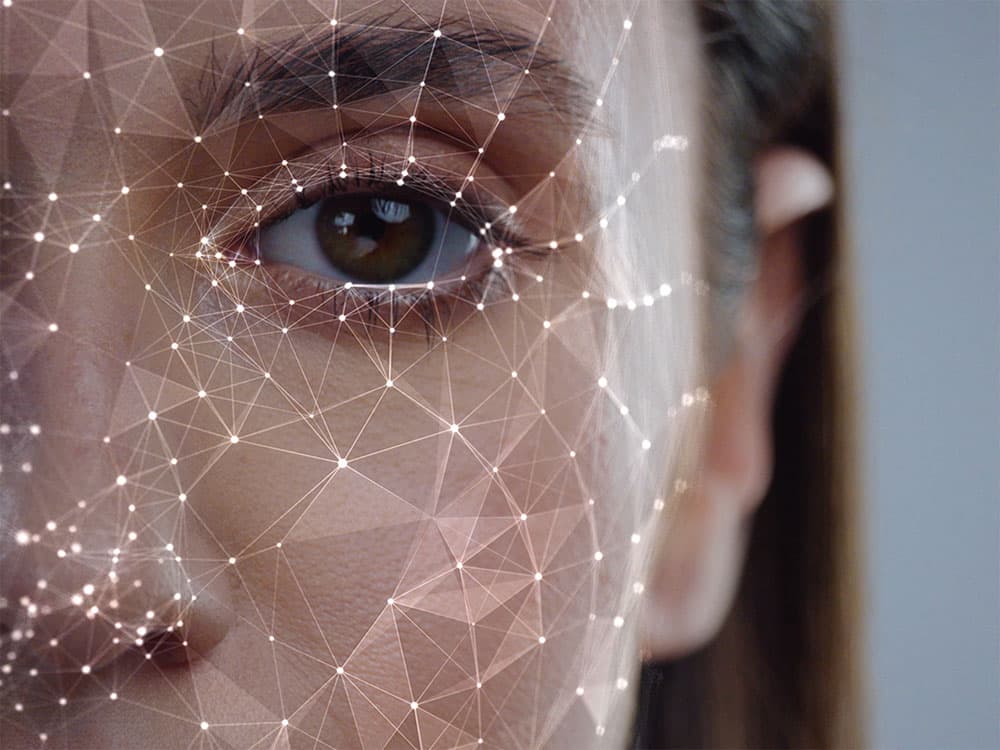 AI-system verifying the identity of a person